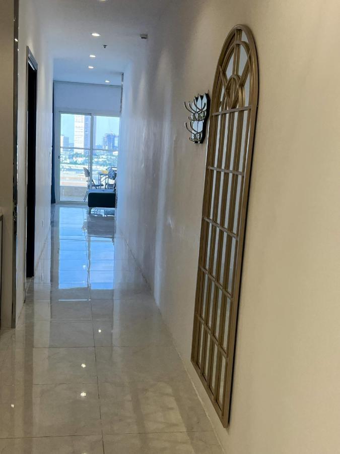 Almasarat Tower Sea View Apartment Джеда Екстериор снимка