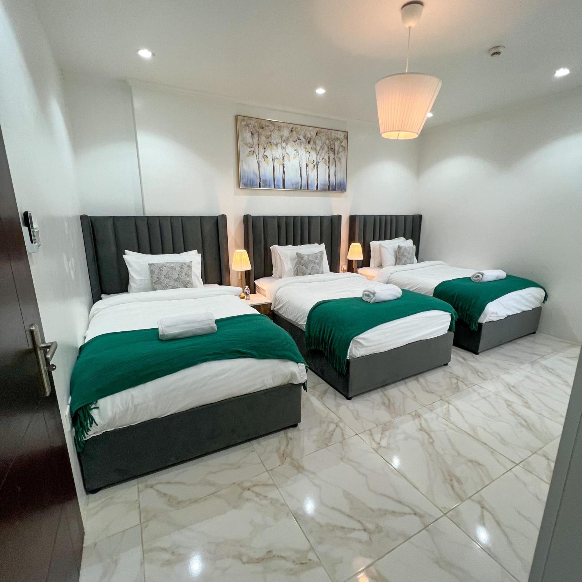Almasarat Tower Sea View Apartment Джеда Екстериор снимка