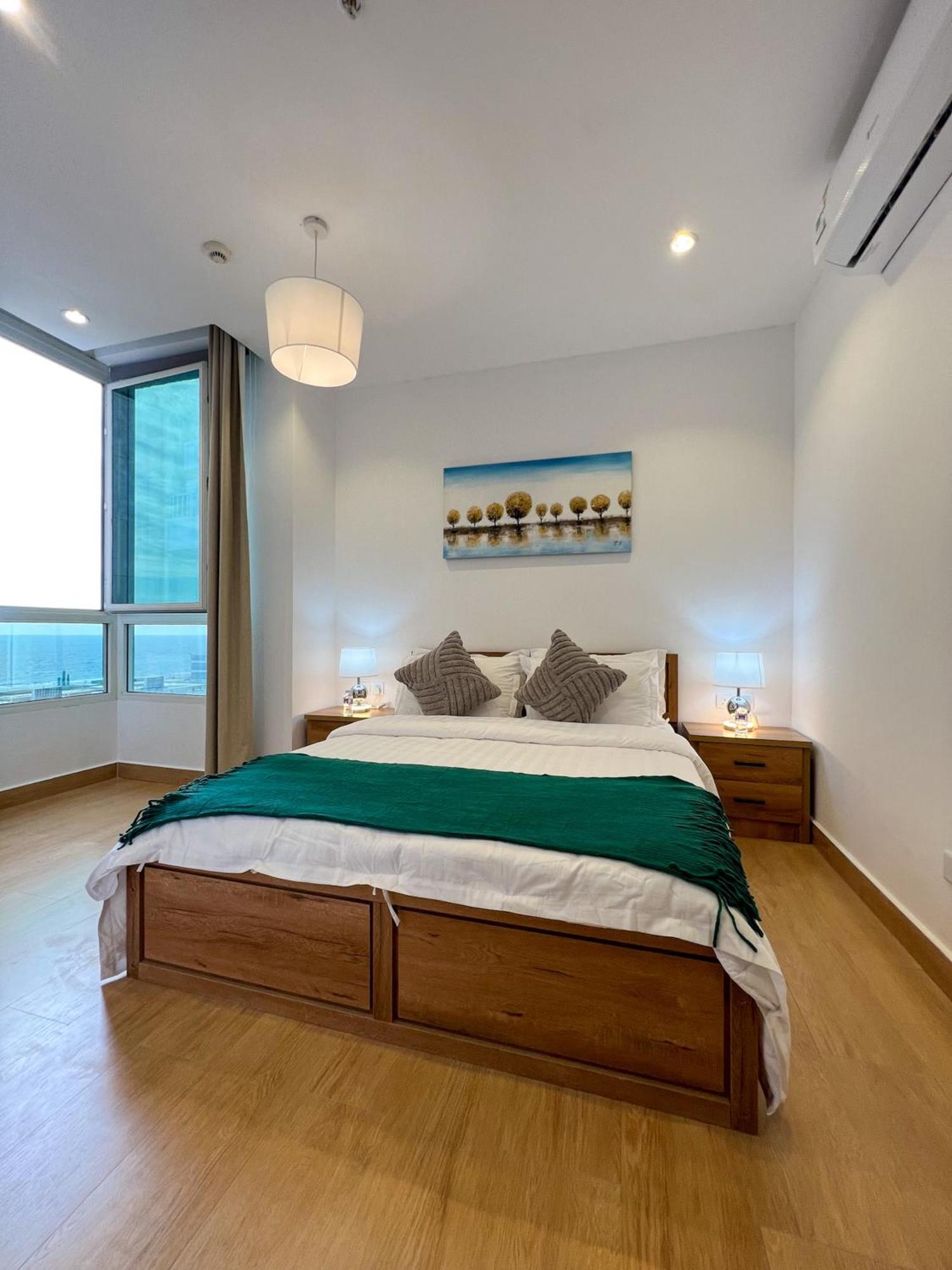 Almasarat Tower Sea View Apartment Джеда Екстериор снимка