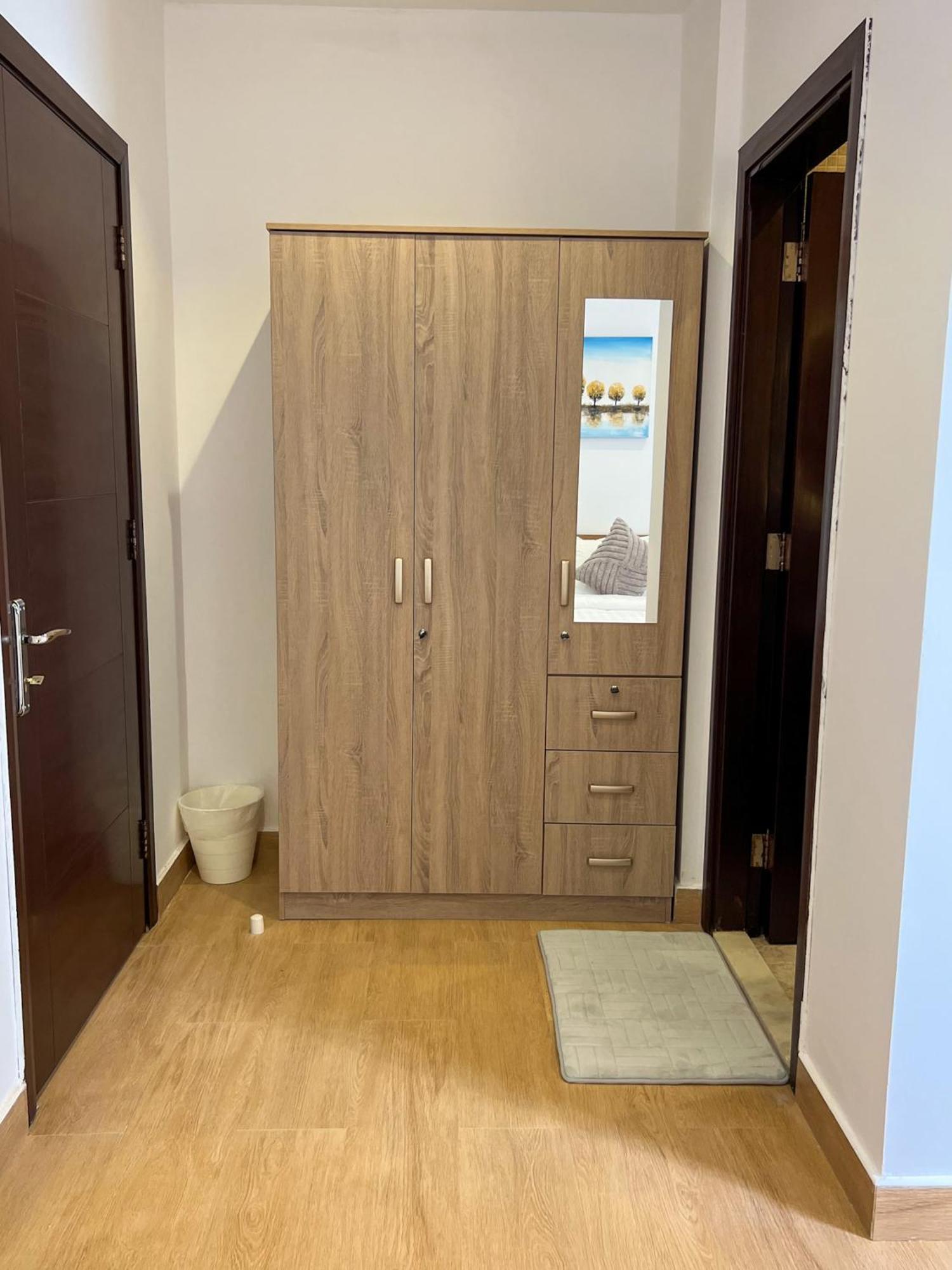 Almasarat Tower Sea View Apartment Джеда Екстериор снимка