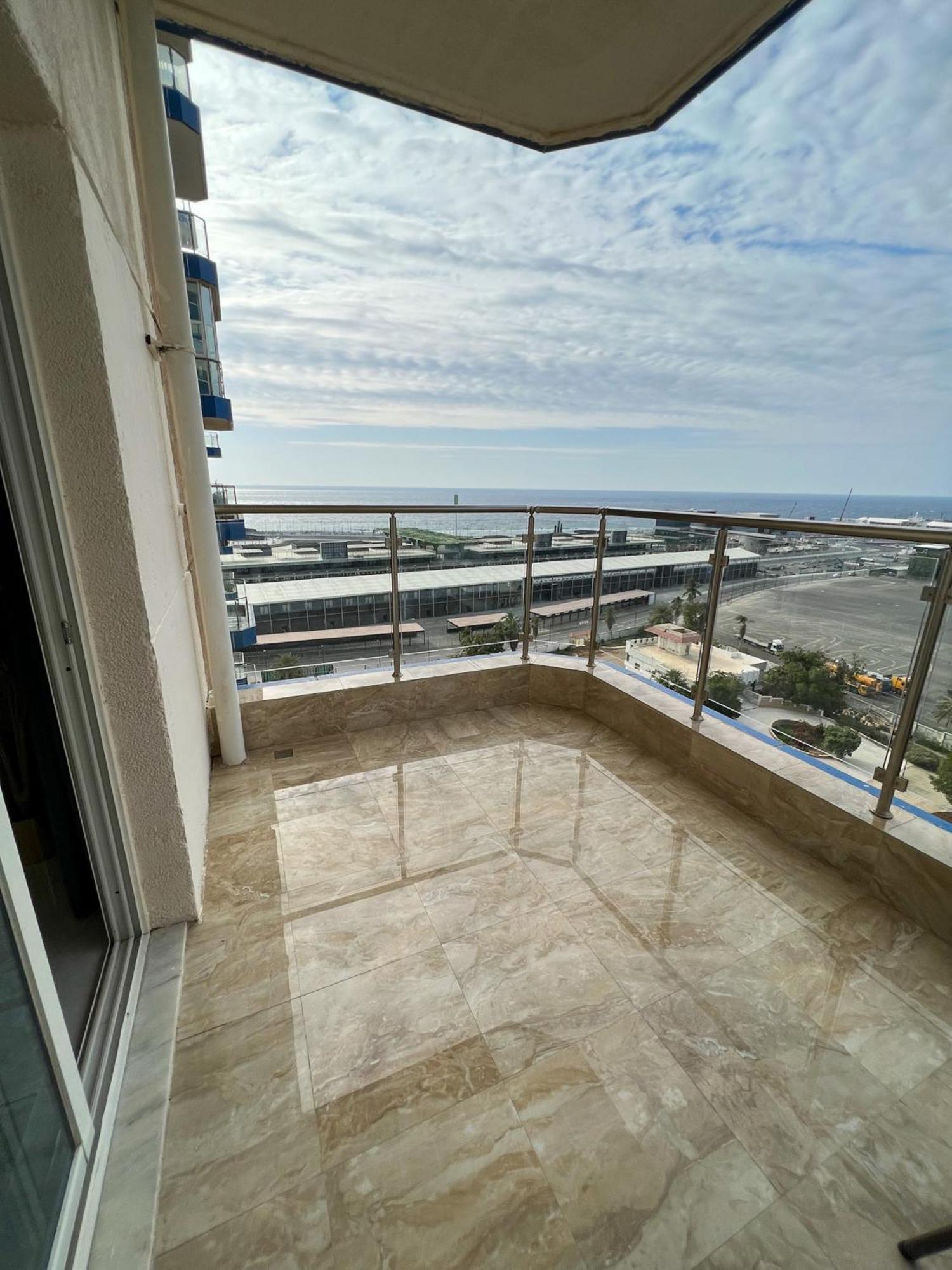 Almasarat Tower Sea View Apartment Джеда Екстериор снимка