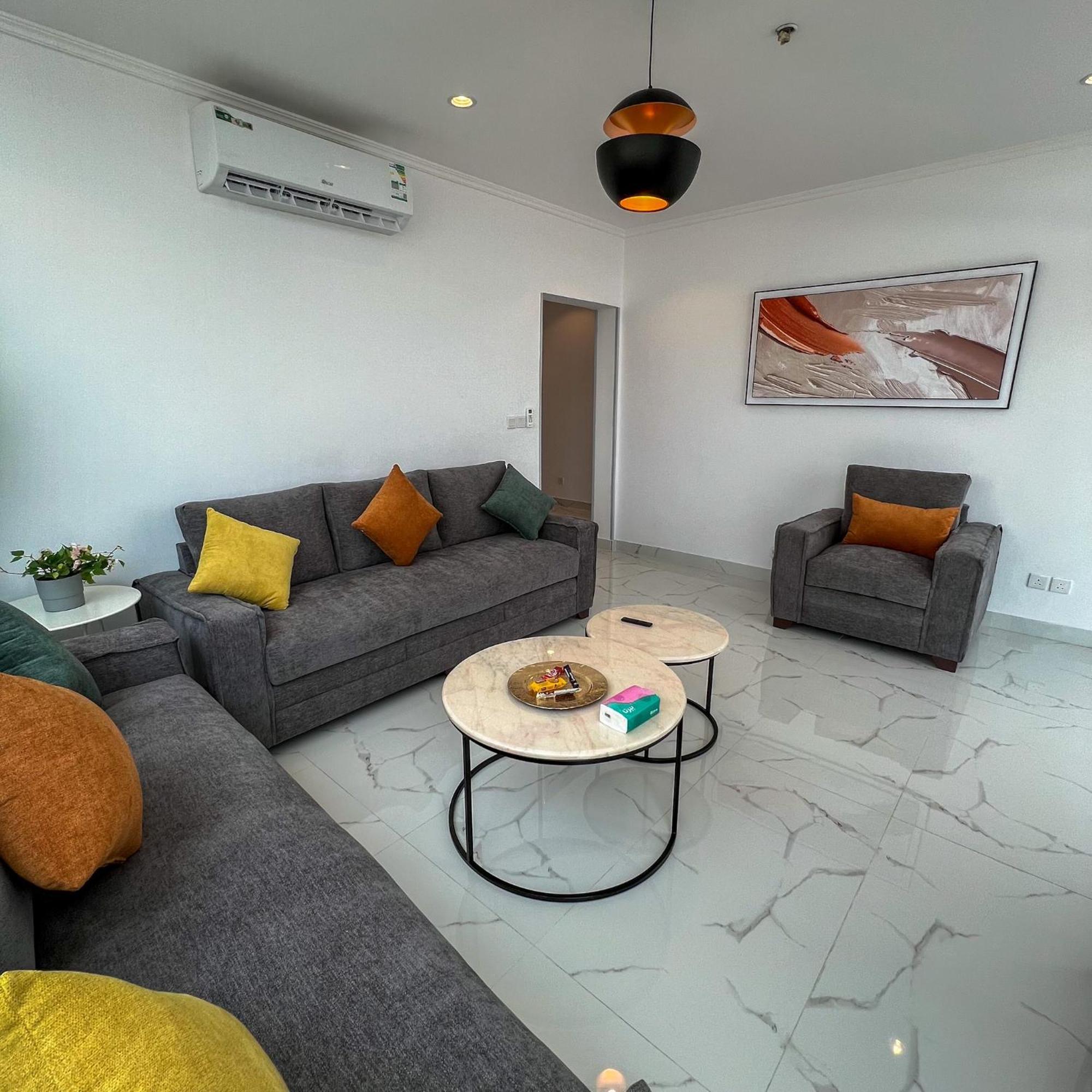 Almasarat Tower Sea View Apartment Джеда Екстериор снимка