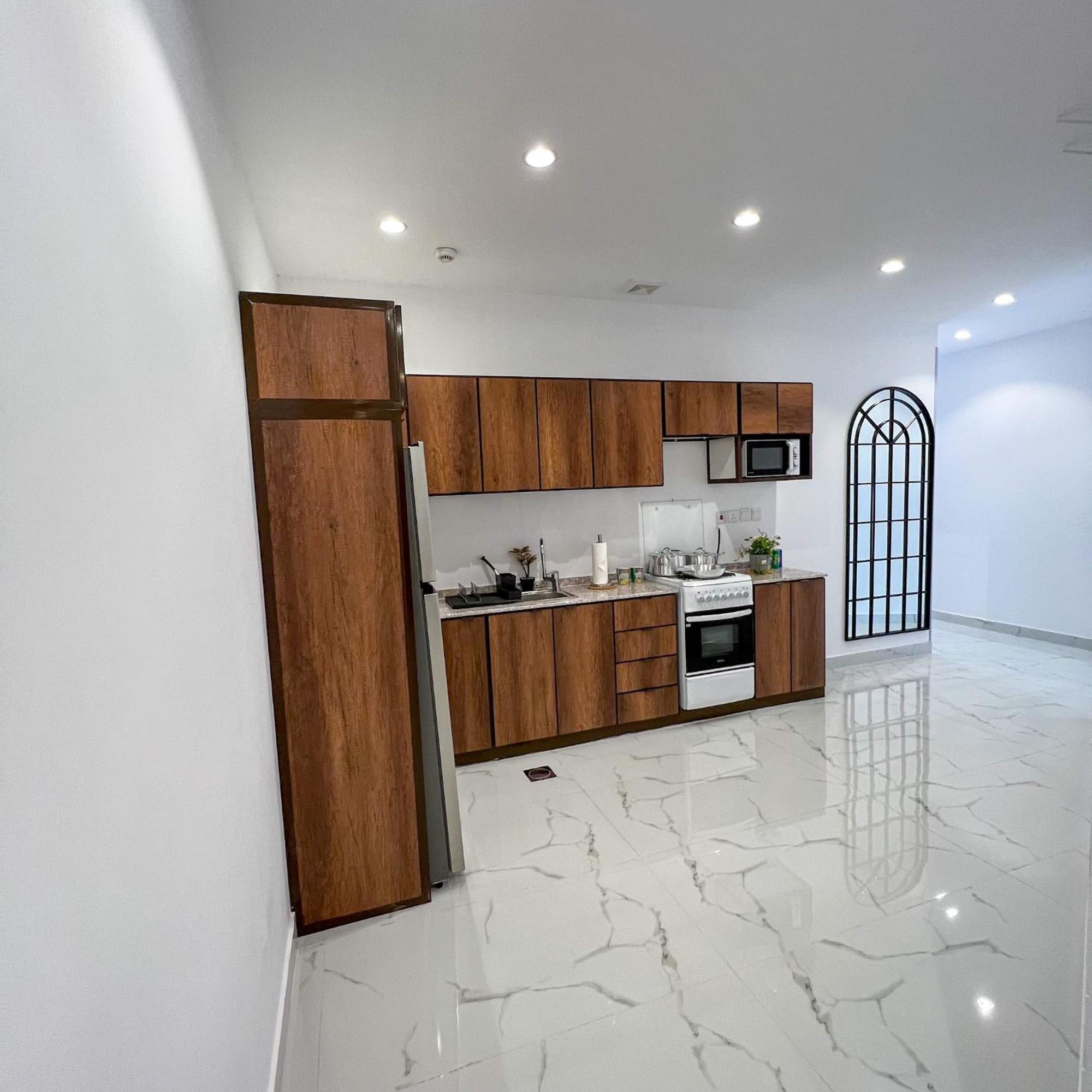 Almasarat Tower Sea View Apartment Джеда Екстериор снимка